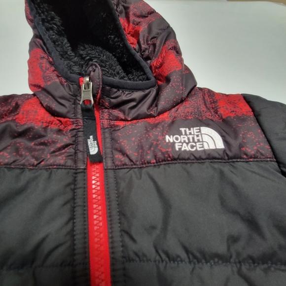 The north face Reversible hooded Fleece puffer jacket Infant 3-6 M. - Picture 4 of 10